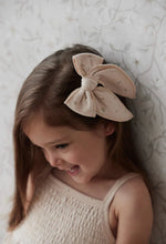 Load image into Gallery viewer, Dainty Florals Bow Clip
